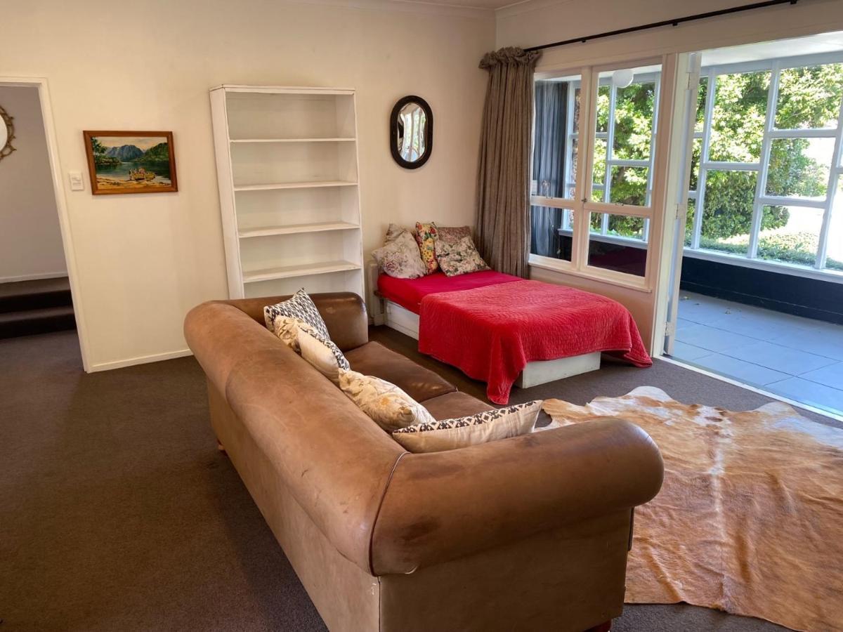 Hpg Villa Formerly Known As Pipi Hotel Havelock North Exteriör bild